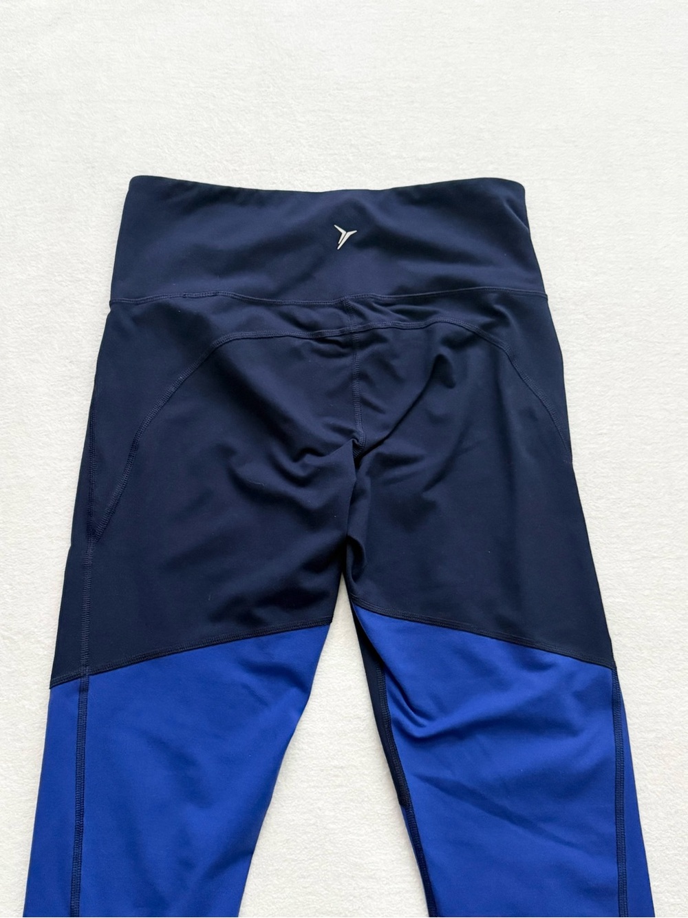 Old Navy Active Go-Dry Compression Crop Leggings Size L Athleisure Activewear - Picture 4 of 6